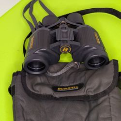 Bushnell 7-15x35 Zoom Binoculars 13-7016 w/ Strap & Carry Tote