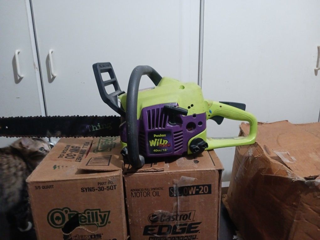 Chain Saw Hardly Used