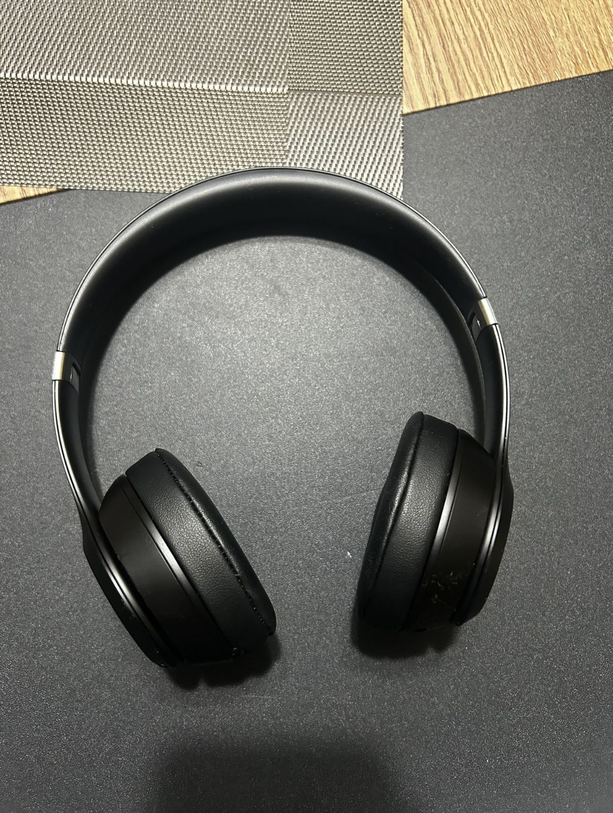 Beats Solo 4 Bluetooth Headphones - Matte Black
