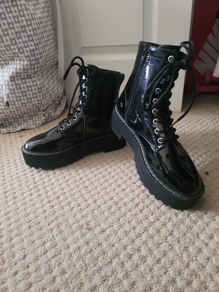 H&M New Lacquered Boots