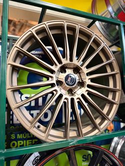 20x8.5” Defy “D12” Wheels