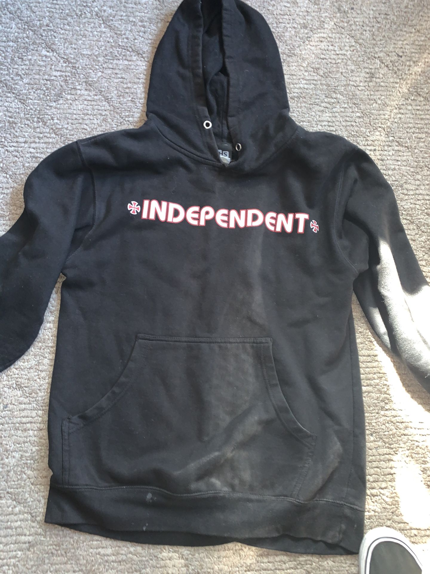 Independent hoodie small