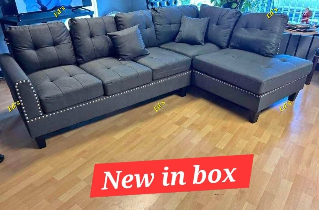 BRAND NEW 2PC SECTIONAL SOFA SET WITH ACCENT PILLOW INCLUDED $329