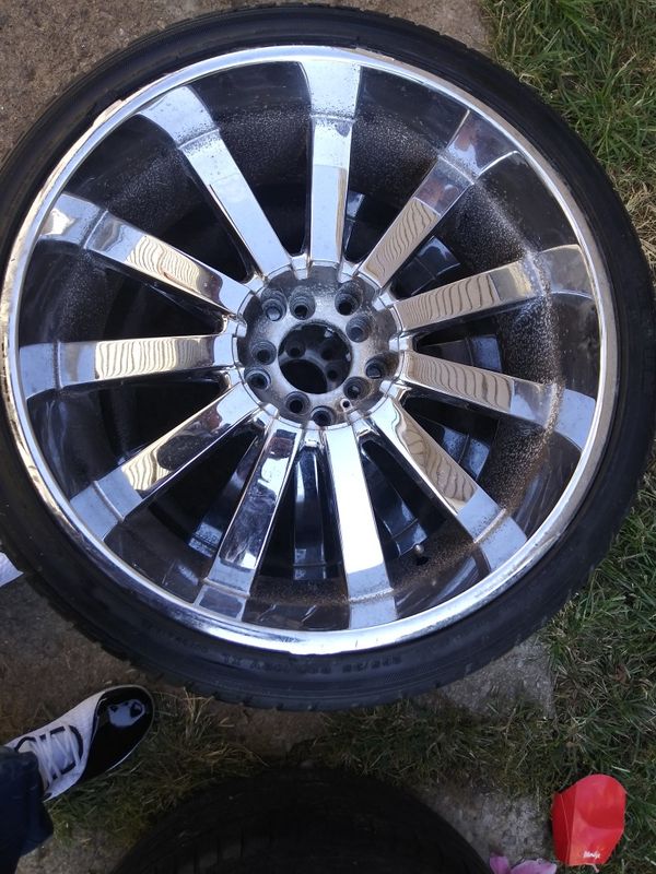 Used 22"Chrome Rims 5 Lug Universal for Sale in Grove City, OH OfferUp