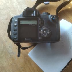 Canon XT Digital SLR Camera with Lens & Battery 