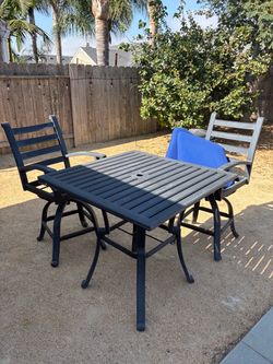 Outdoor table and chair