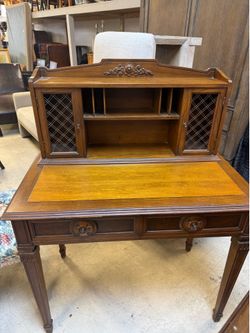 Mid Century Wood Desk - 36” x 21”’