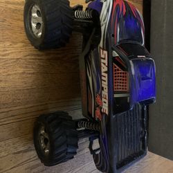 Traxxas  1/10 Scale 4x4 Stampede 