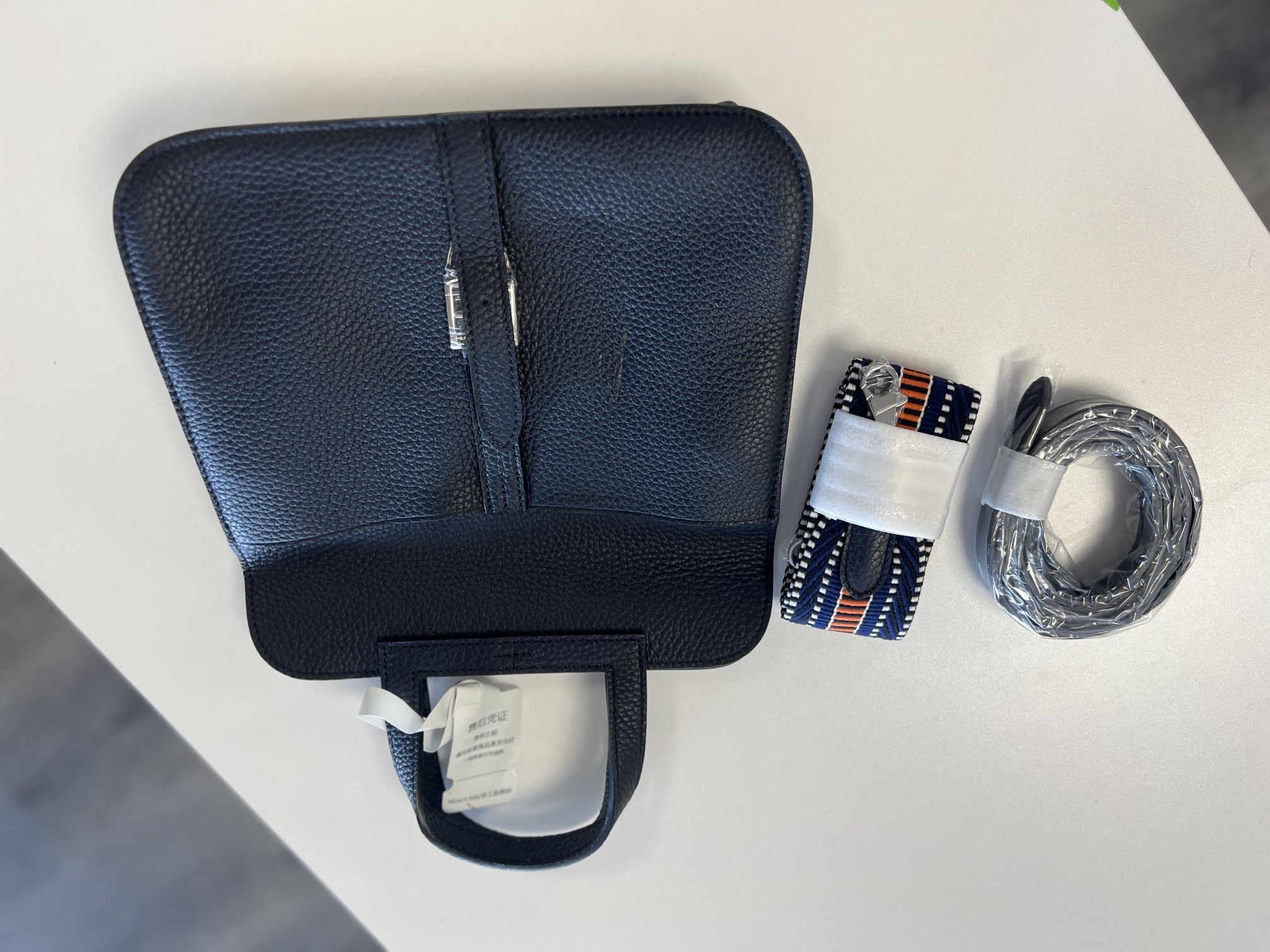 Black Genuine Pebbled Leather Handbag – Modern Square Handle, New