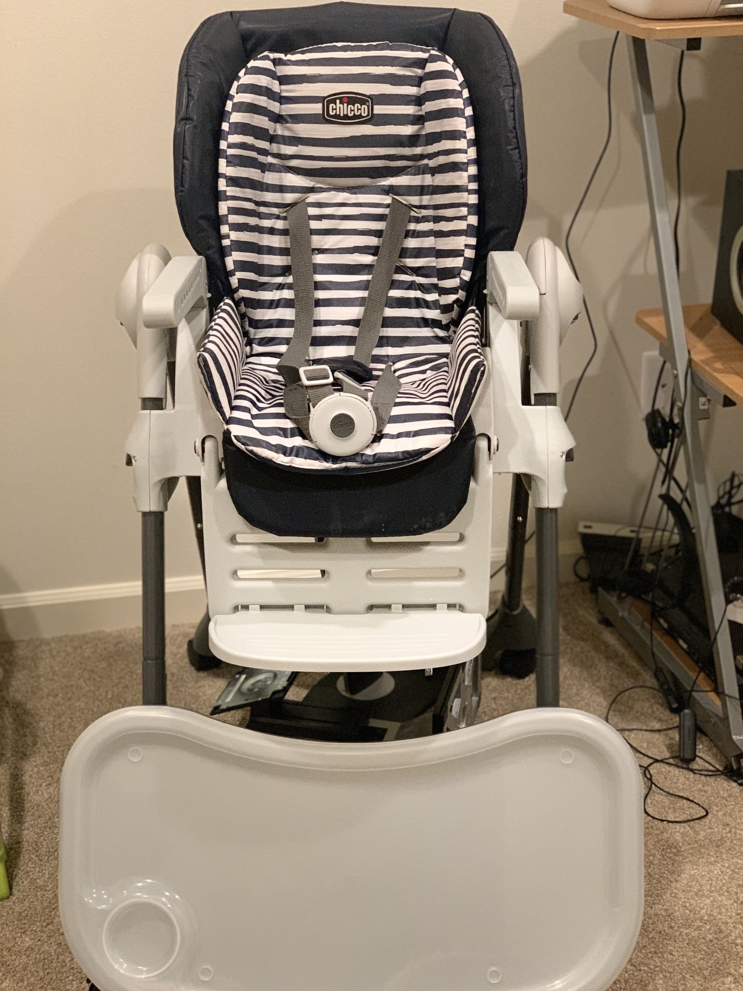 Chicco Polly High Chair 