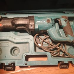 Makita Reciprocating Saw