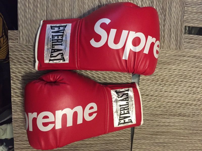 Crisp Culture  Supreme accessories, Everlast boxing gloves, Boxing gloves