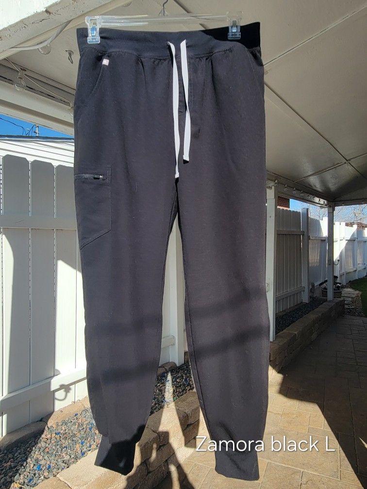 Figs black scrub pants L