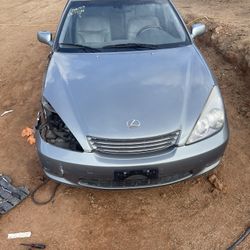 2004 Lexus ES 330