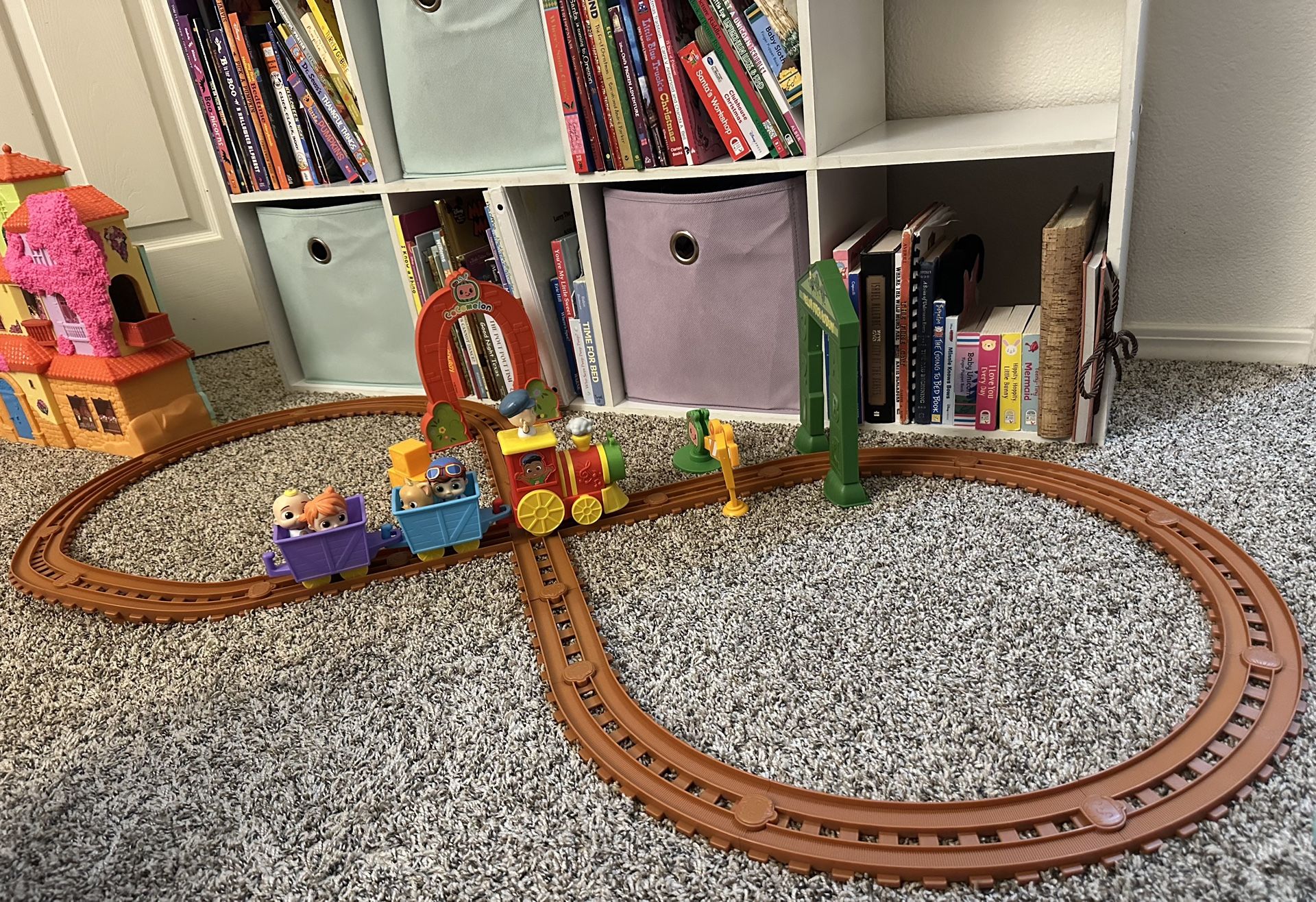 Cocomelon Moving Train And Characters 