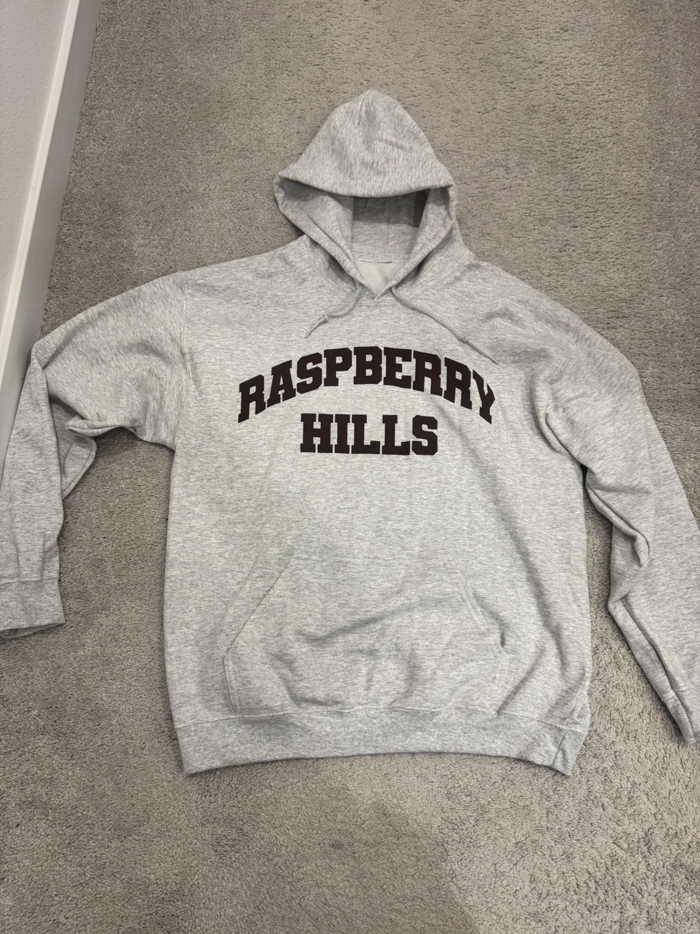 Raspberry Hills hoodie “ Size M”