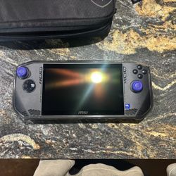 Non Charging Msi Claw