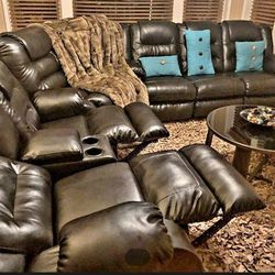Recliner Sectional In Black By Ashley 