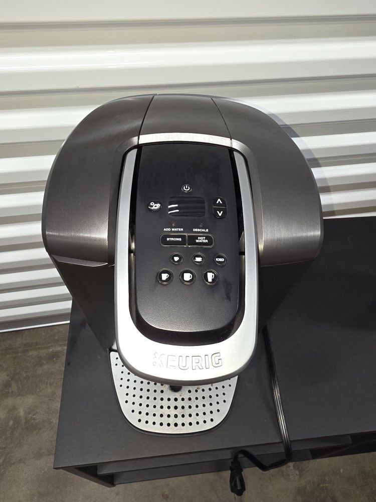 Keurig K-Elite Single-Serve K-Cup Pod Coffee Maker with Iced Coffee Setting