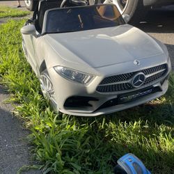Mercedes 6v Ride On Brand New 