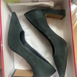 Size 8 Dark Green Velvet Vince Camuto Heels