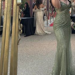 Prom Dress Size 6 Brand New Worn Once