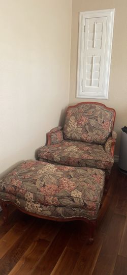 Vintage Floral Upholstered Armchair with Ottoman