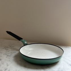 Vintage Globe-Ware Green Enamel Skillet Pan 8”