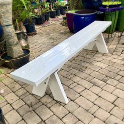 6’ White Vinyl Outdoor Patio Bench: 72 in. W x 11 in. D x 16 in. H