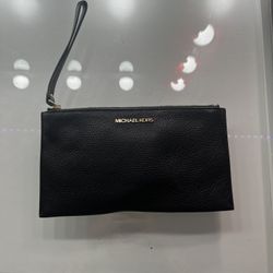 MK Wristlet Black