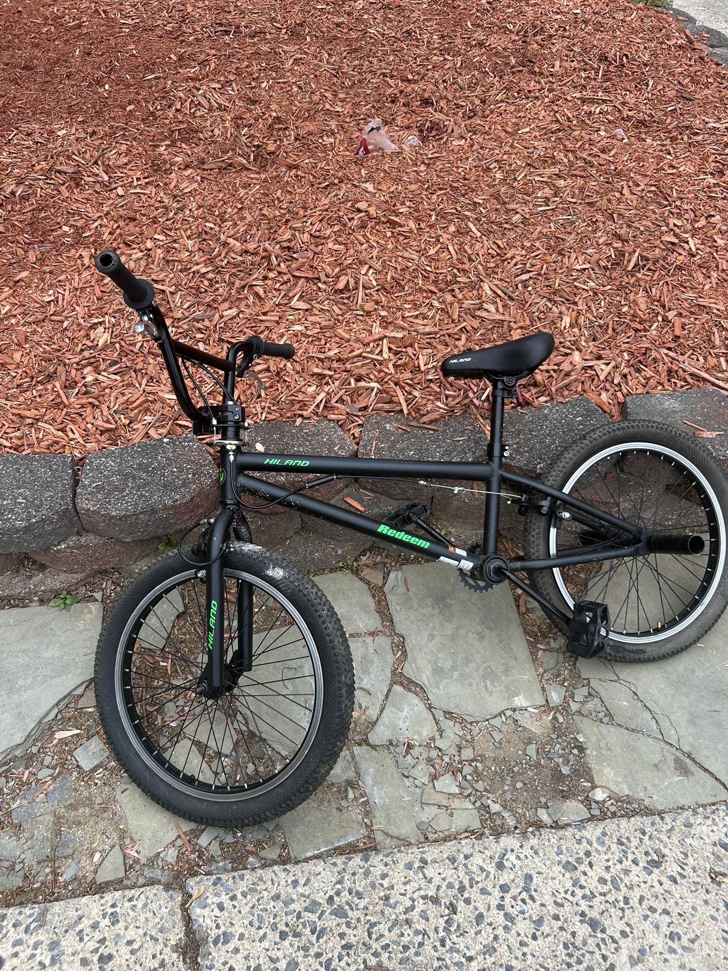 USED 20” KIDS HILAND REDEEM FREESTYLE BIKE