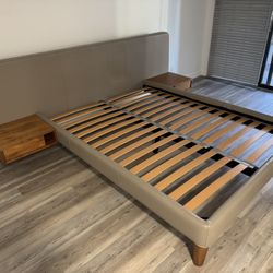 DWR Parallel Wide Bed (queen)
