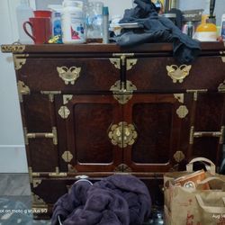 ANTIQUE ASIAN TANSU DRESSER/CABINET