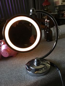 Heavy Multi-Magnification Lighted Mirror 