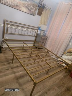 Queen size bed frame