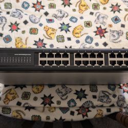 Cisco Linksys 24 Port Gigabyte Ethernet Switch