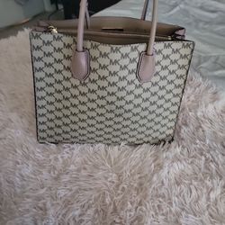 Michael Kors Purse 👛 