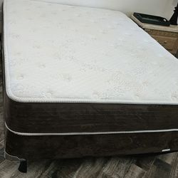 Queen Size Mattress and Box Spring 