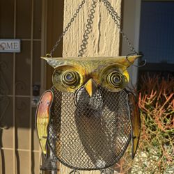 Metal Owl Bird Feeder Potpourri Hanging Wall Art Piece Mesh Wire 12' Tall