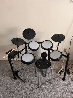Alesis Nitro Max Electronic Drum Kit