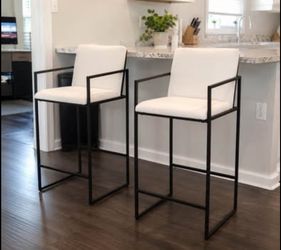 Set of 2 Modern Counter Stools