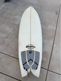 5’6” lost RNF surfboard with twin fins