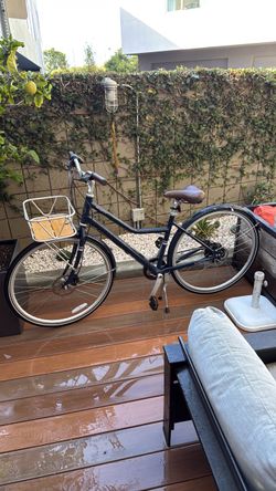 Priority Bicycles City Bike with Front Basket
