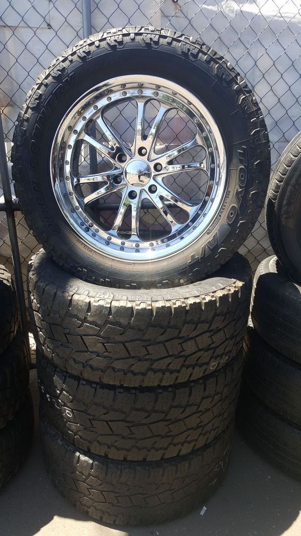 USED FORD F150 WHEELS 20X9 AND TIRES 305/55R20 for Sale in El Cajon