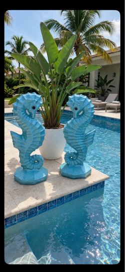 Large solid concrete seahorse set/ price is for both/ free delivery