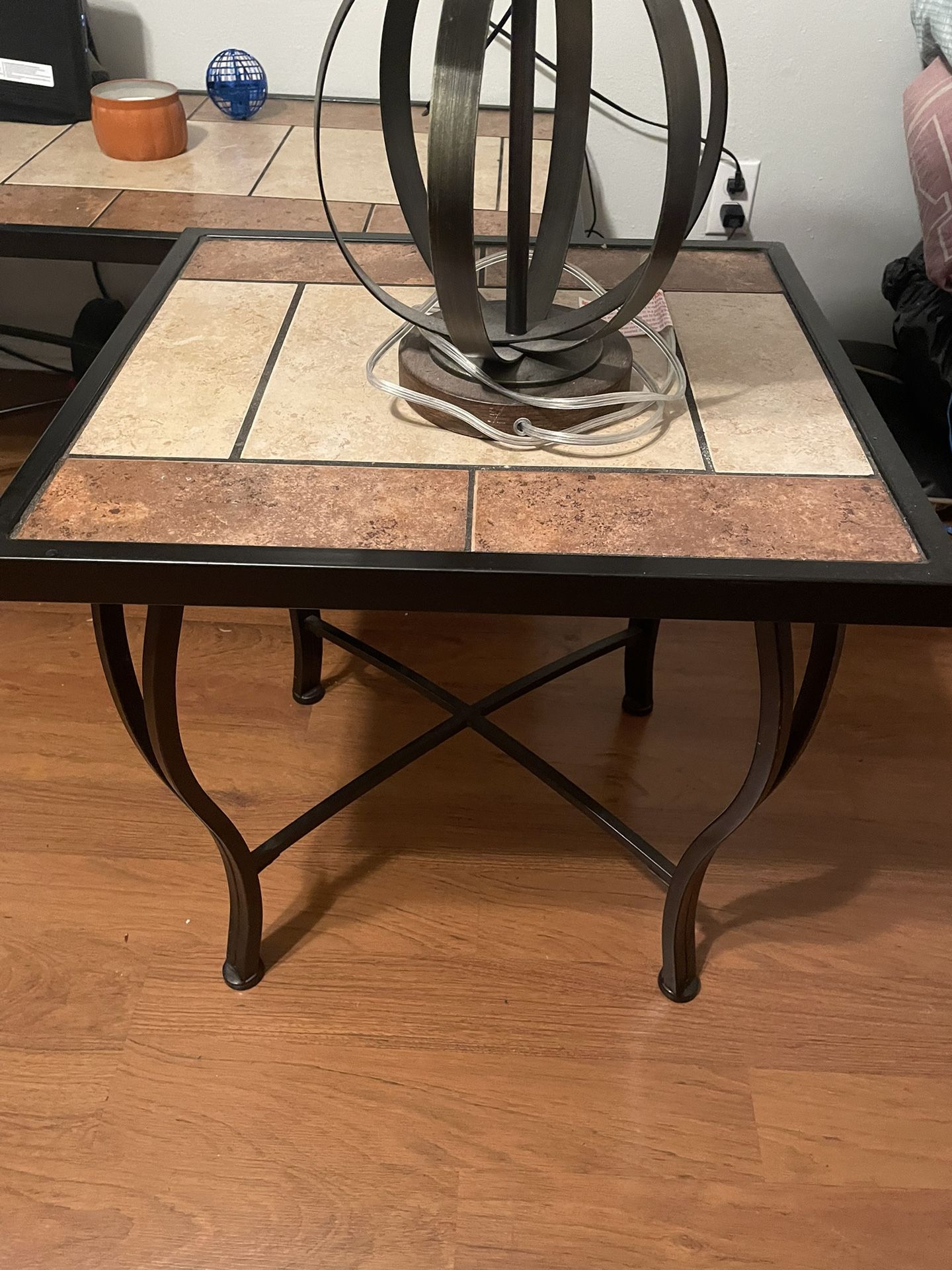 2 Piece  End Tables And 2 Lamps 
