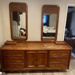 Bedroom Furniture Set