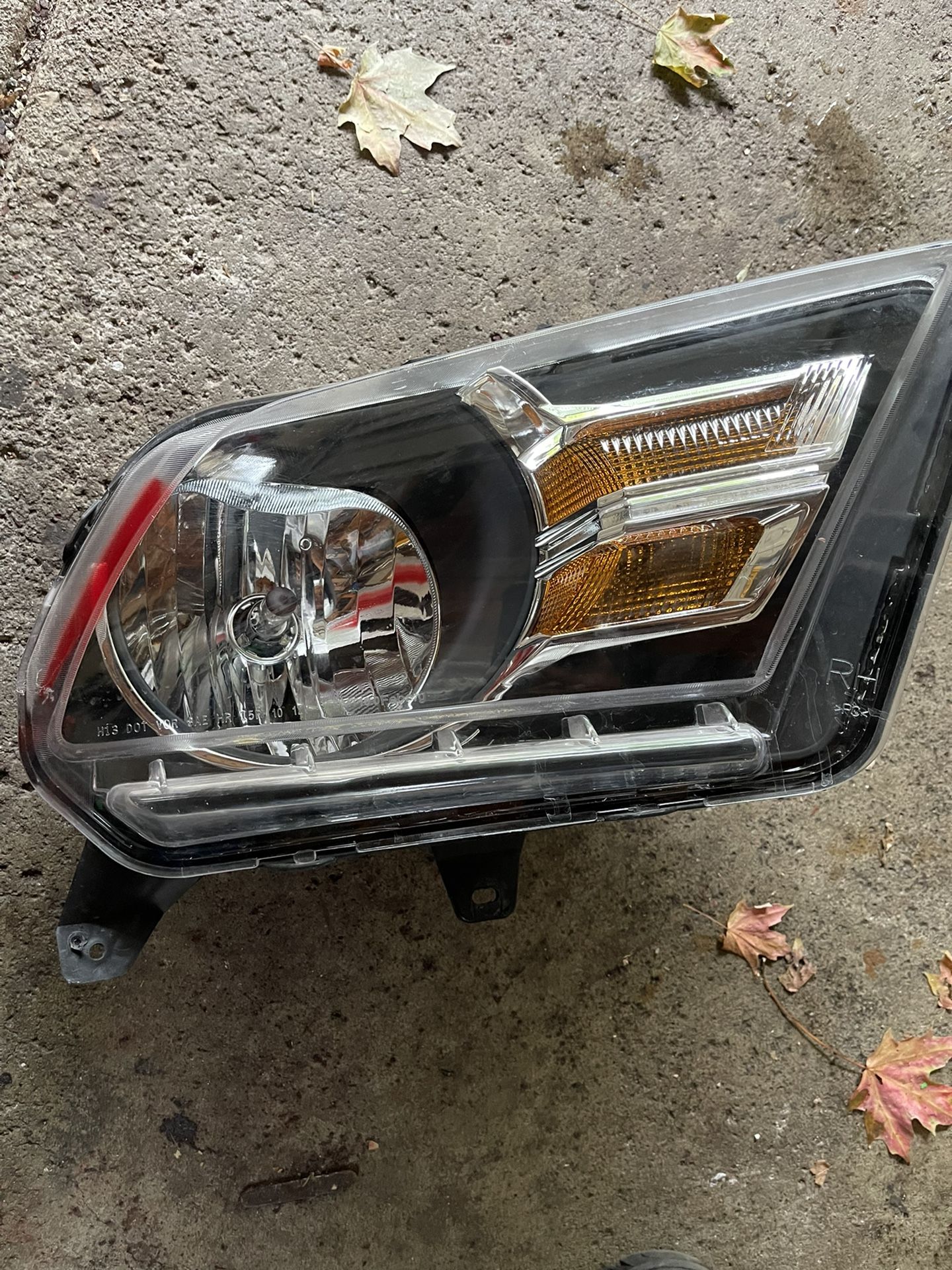 mustang 2012 headlight passenger