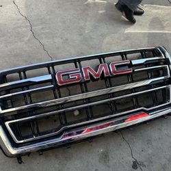 GMC Yukon SLT Grill