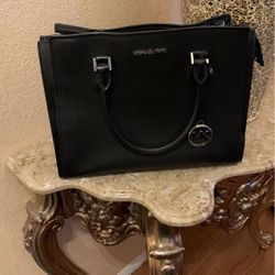 Micheal Kor Purse